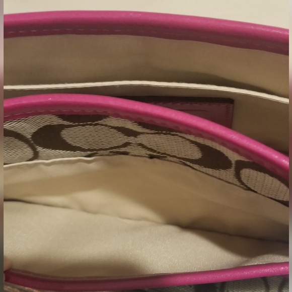 COACH Legacy Signature C Penny Crossbody - Picture 9 of 12